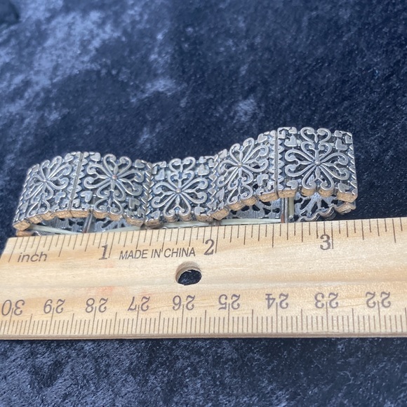 Silver Tone Metal Openwork Bracelet Stretch - Picture 7 of 8